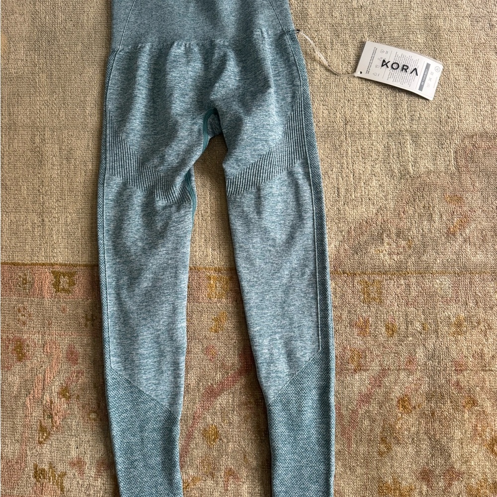 Kora leggings size XS New with tags